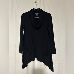 Chelsea & Theodore Black Long Sleeve Top